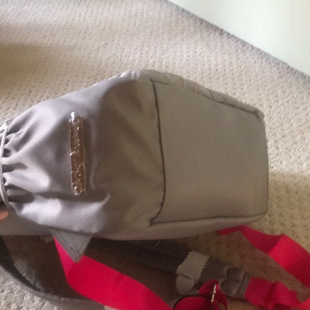Nice new sneaker gray backpack Betsey Johnson - Picture 3 of 5
